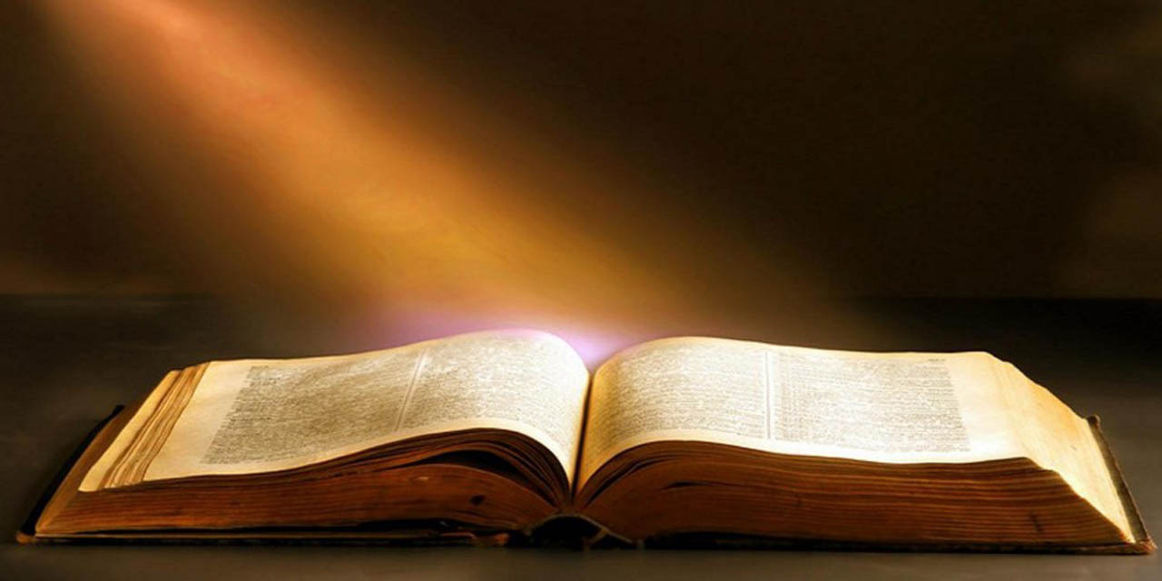 4 Büyük Kitap ve Peygamberleri: Hangi Kitap Hangi Peygamber'e İndi?