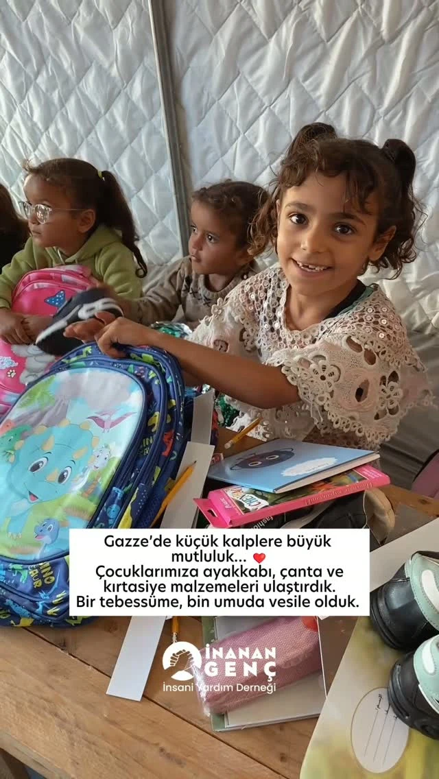 Gazze’de çocuklara okul çantası, ayakkabı ve kırtasiye desteği ulaştırdık